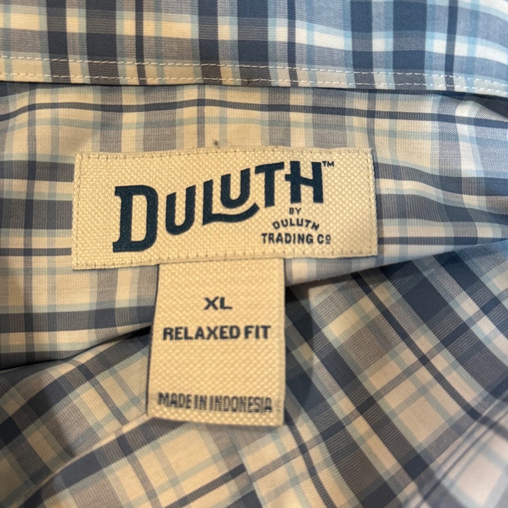 Duluth Trading Mens XL Relaxed Fit Blue Plaid CoolMax Stretch Button Down Shirt - Picture 7 of 9